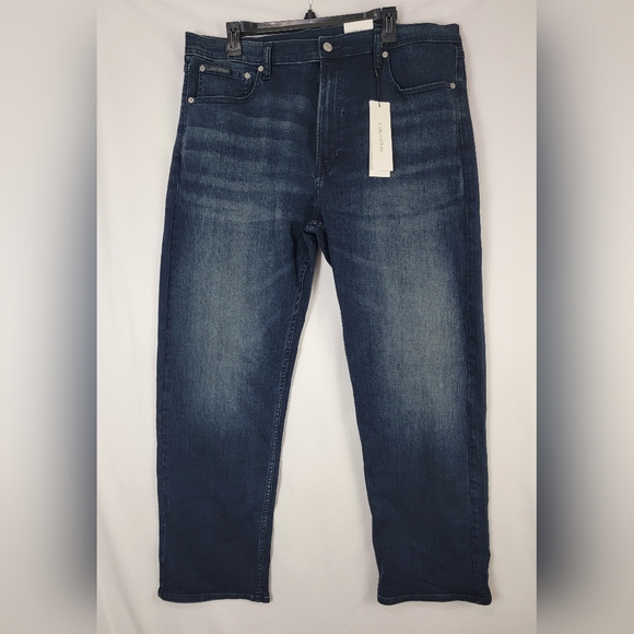 CALVIN KLEIN Men's Standard Straight Jeans - Picture 3 of 8